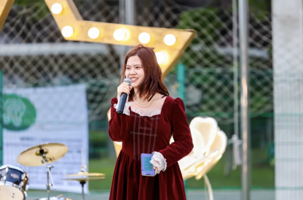 校友故事｜去学习、去经历，从ECHO舞台开始的成长乐曲