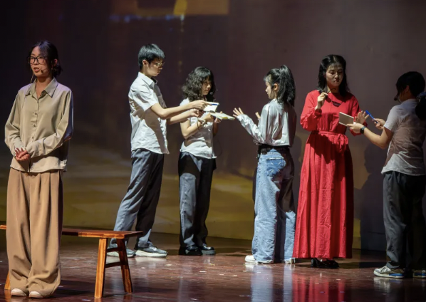 三戏连台｜在戏剧中成长，在舞台上发光